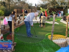 adventure golf london build