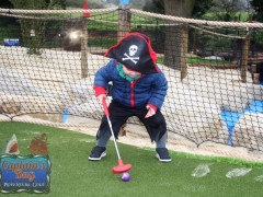 adventure golf london build-5