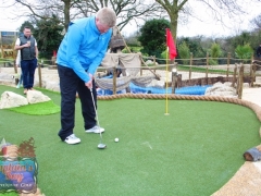 adventure golf london build-7